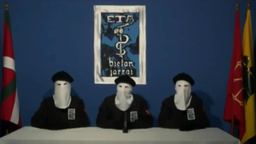 ETA anunciará su disolución el 5 de mayo en Francia