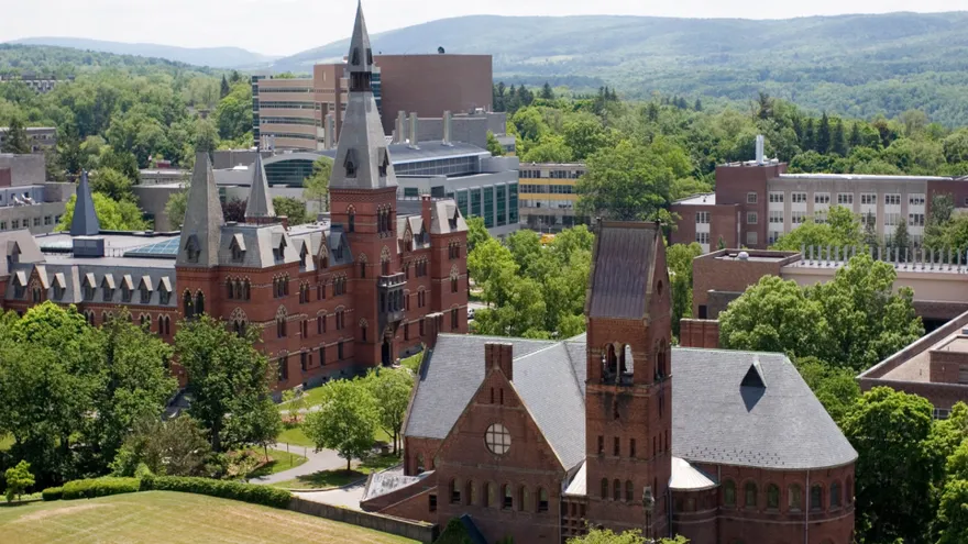 Universidad de Cornell