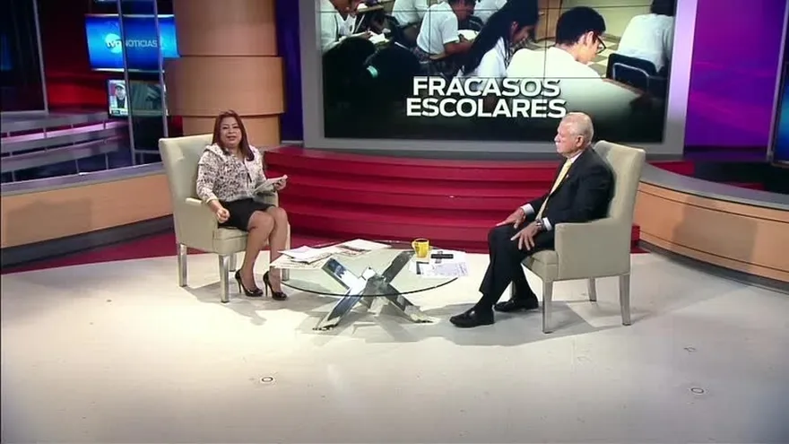 Catedrático asegura hay un problema serio con los estudiantes