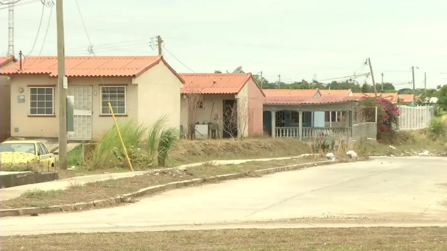 Se oponen a explosiones cerca de su casa