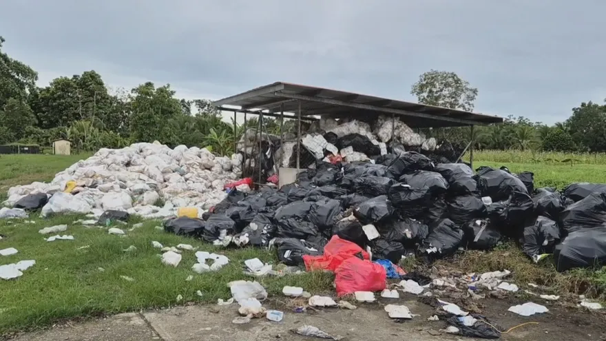 Gran cantidad de basura en un punto de Changuinola