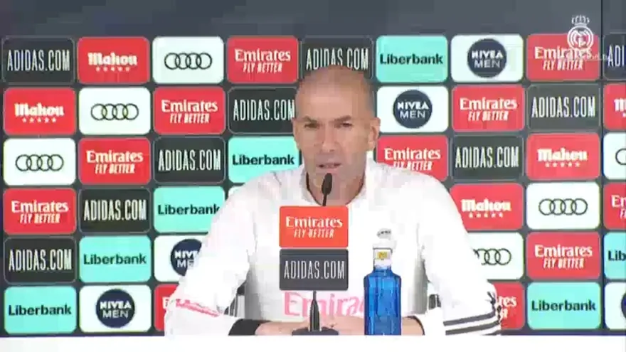 Zidane se siente "respaldado" pero deja planear la duda sobre su futuro