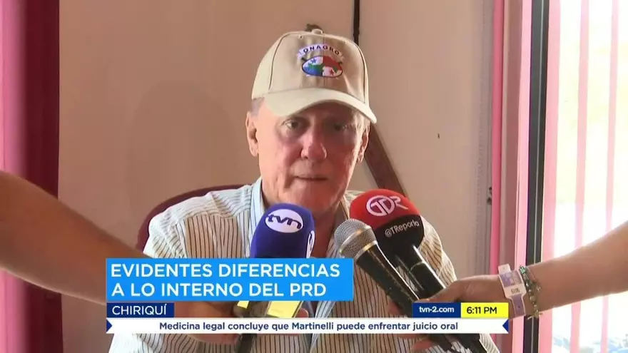 Papá de diputada Athanasiadis golpea al presidente del PRD