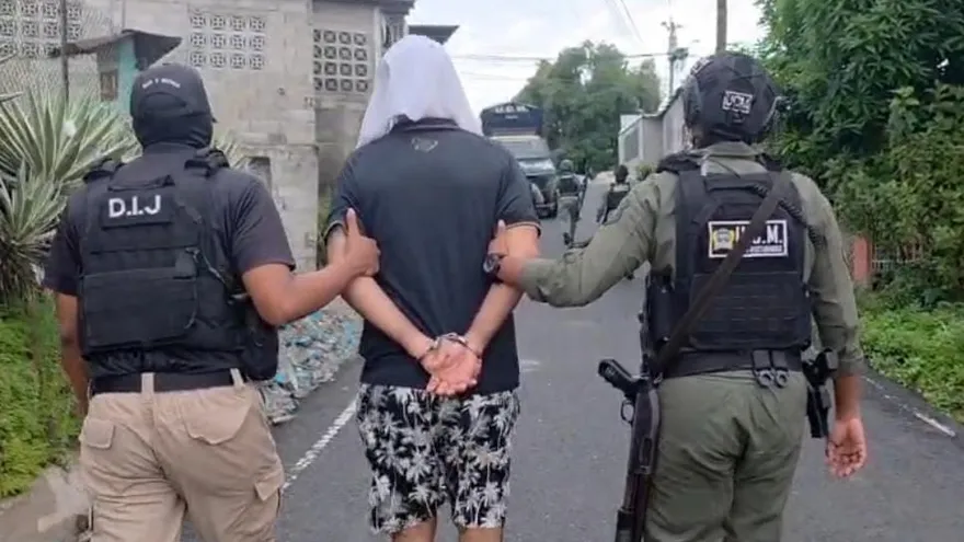Uno de los aprehendidos por supuesto pandillerismo en San Miguelito