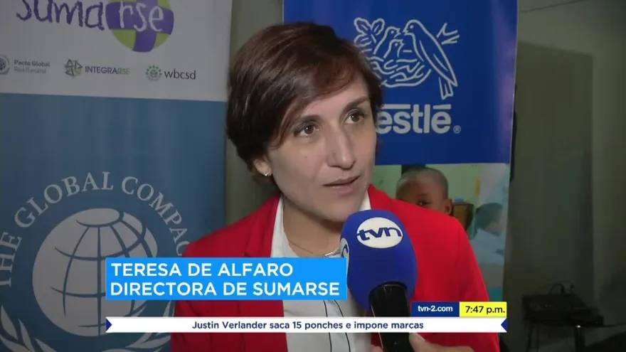 Empresa privada realiza taller para mejorar el empleo juvenil