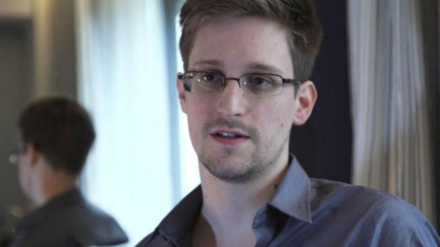 Concluye asilo de Snowden en Rusia
