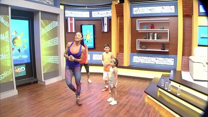 Mónica nos enseñará una rutina de ejercicios para niños