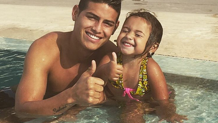 James junto a su hija Salomé