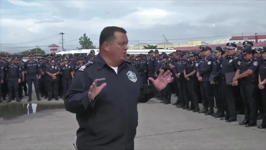 Director de la PN defiende su gestión frente la institución