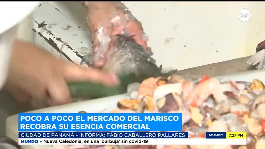 El Mercado del Marisco recobra su esencia comercial