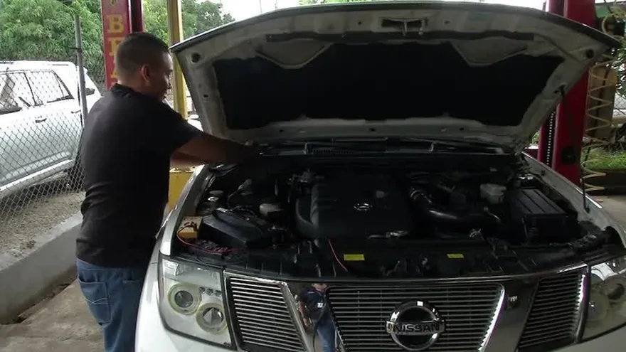 Falsos mecánicos estafaban a la gente