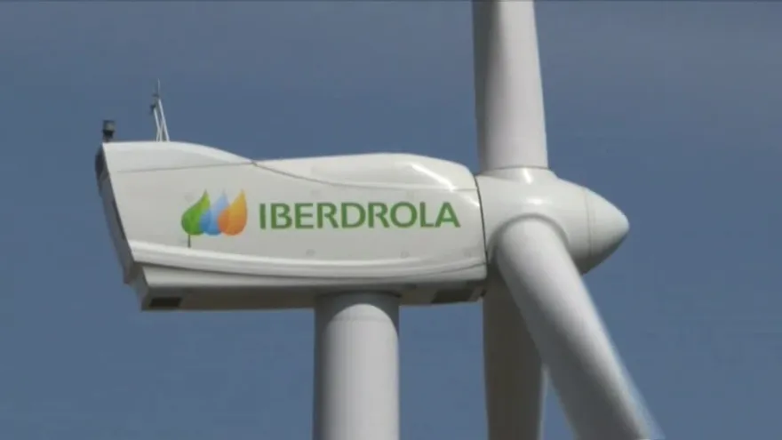 Iberdrola firma dos contratos de suministro de energía renovable con Google