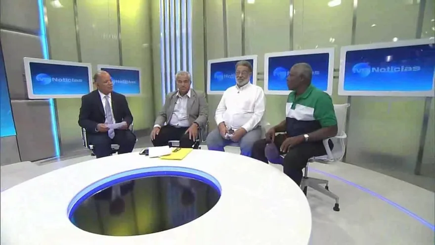 Carlos Anguizola, Manuel Rodríguez y Juvencio Acosta Dellis