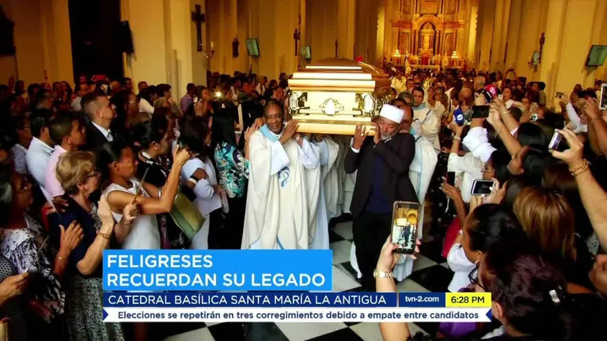 Despiden a monseñor Alejandro Vázquez Pinto
