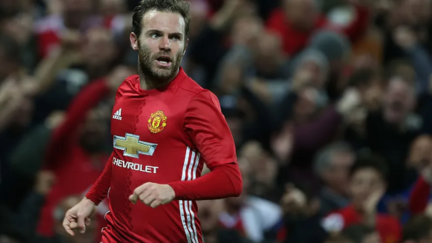 Juan Mata fue la diferencia para el Mánchester United