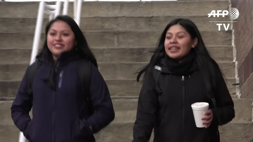 "Dreamers" estadounidenses preocupados por política de Trump