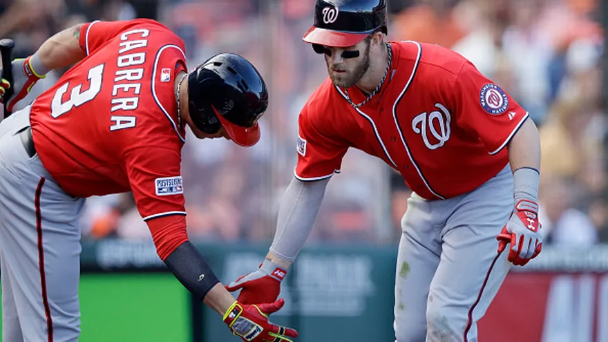 Harper y Fister mantienen vivos a Nacionales ante Gigantes