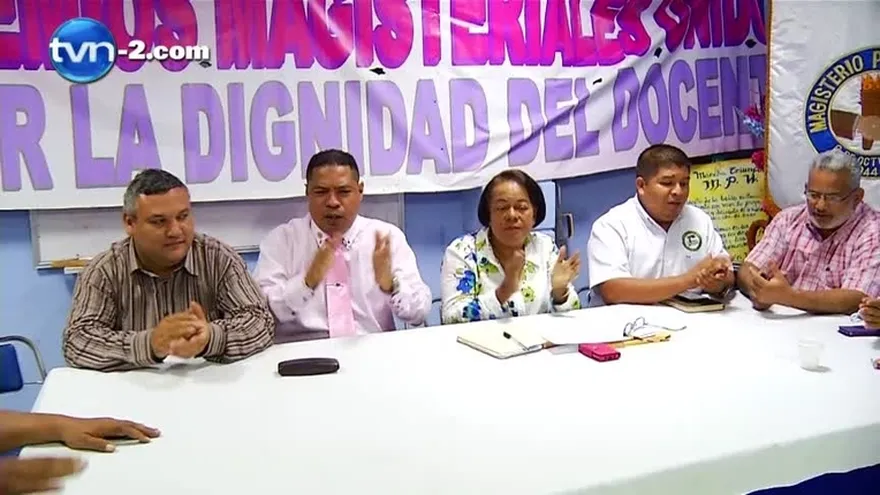 Docentes realizarán marcha por escuelas dignas