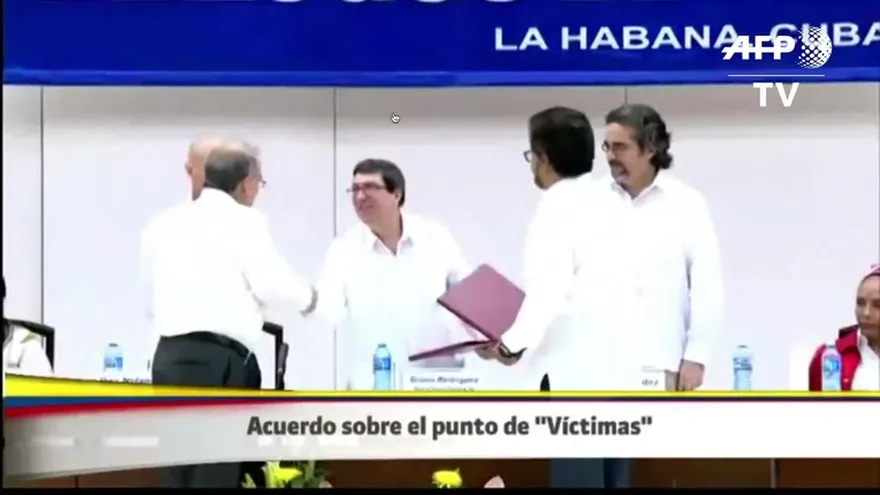 FARC y gobierno anuncian pacto a favor de las víctimas