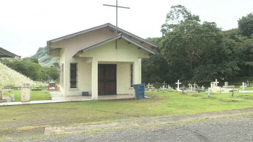 Falta de Espacio y $900 mil de deuda fuerzan exhumaciones en el cementerio de San Miguelito