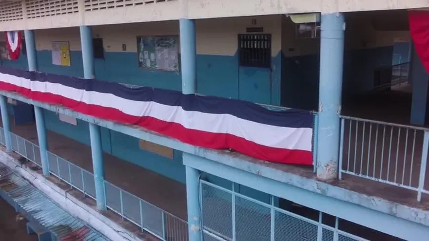 Crisis en la educación, Escuela Ernesto T. Lefevre