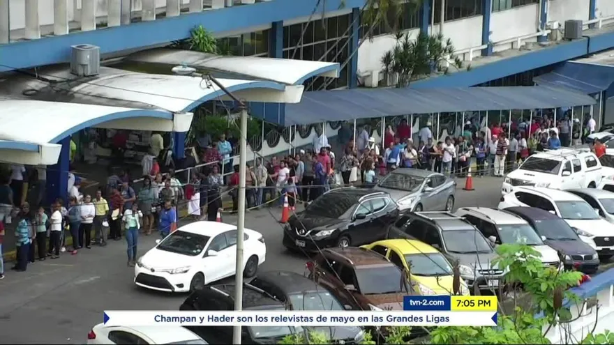 Asegurados forman largas filas por cupos en la CSS