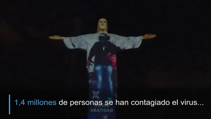El Cristo Redentor homenajeó a víctimas de coronavirus