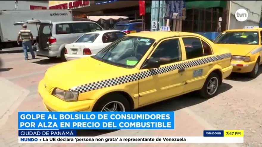 Golpe al bolsillo de consumidores por alza en precio del combustible