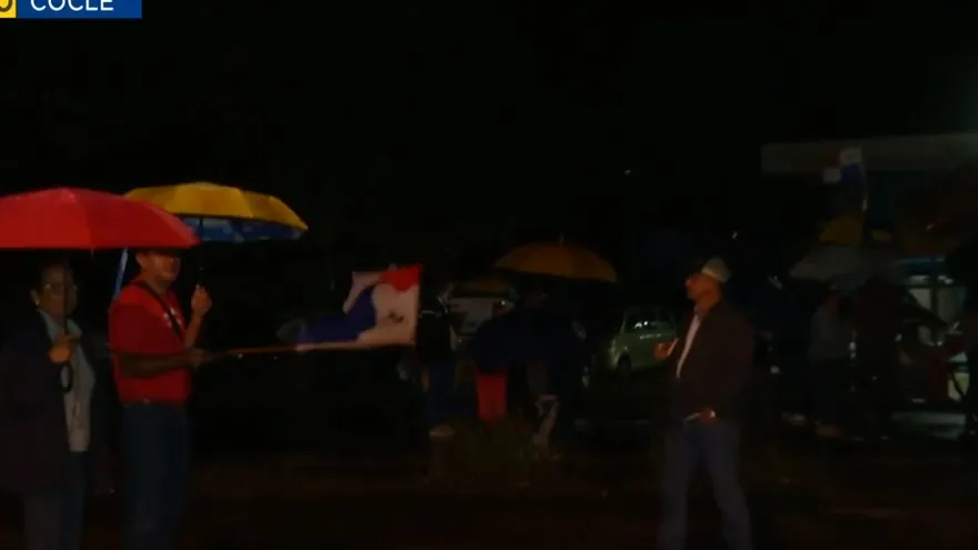 En Coclé continúan algunas vías cerradas por manifestantes