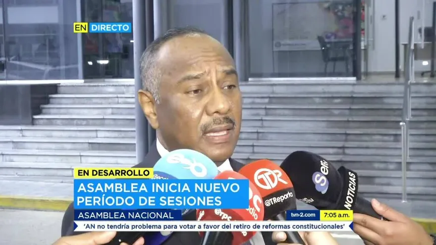 Diputado Herrera se refiere a reformas constitucionales