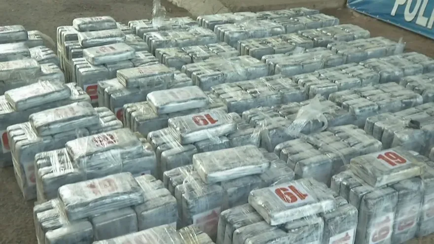 Paquetes con supuesta droga hallados este miércoles 10 de mayo en Herrera.